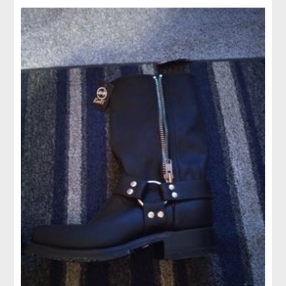 Double Hh boots New size 10